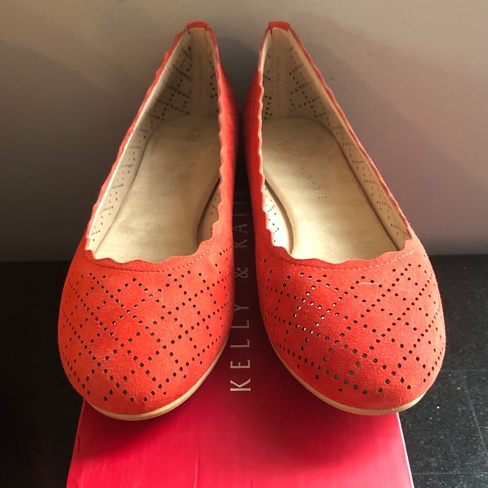 Ballet flats